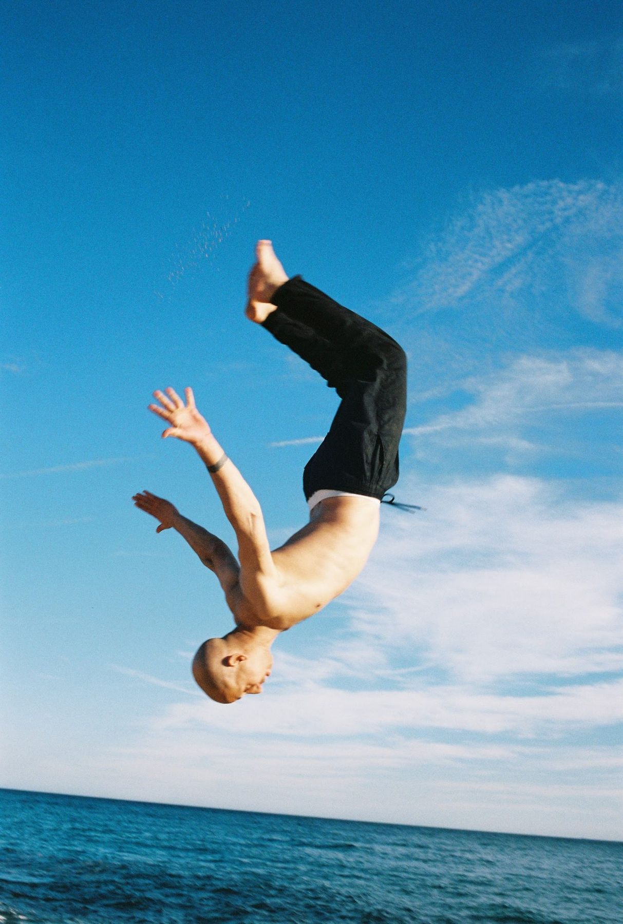 LEARNING TO FALL · Osama Ahdi · Badalona, Spain